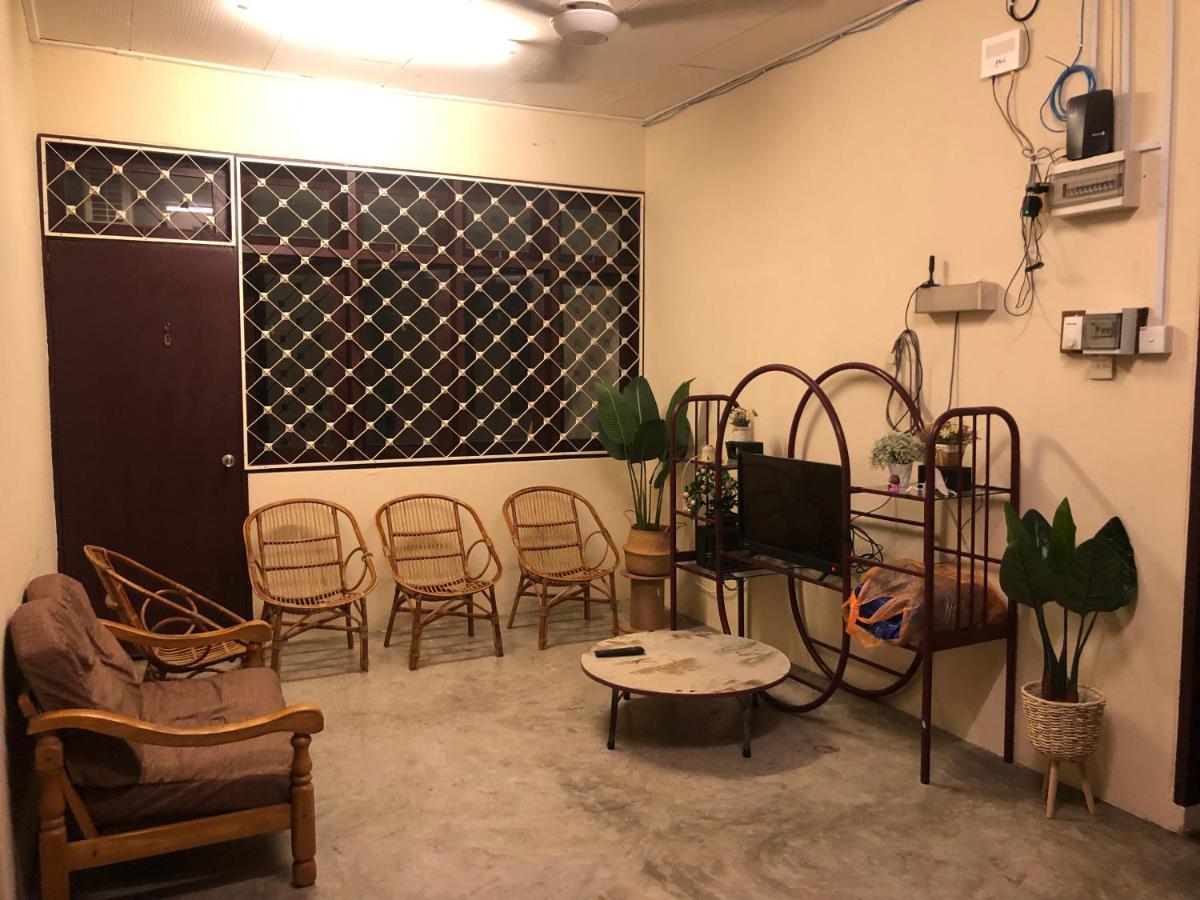 Little Cozy Homestay Kota Bharu Buitenkant foto